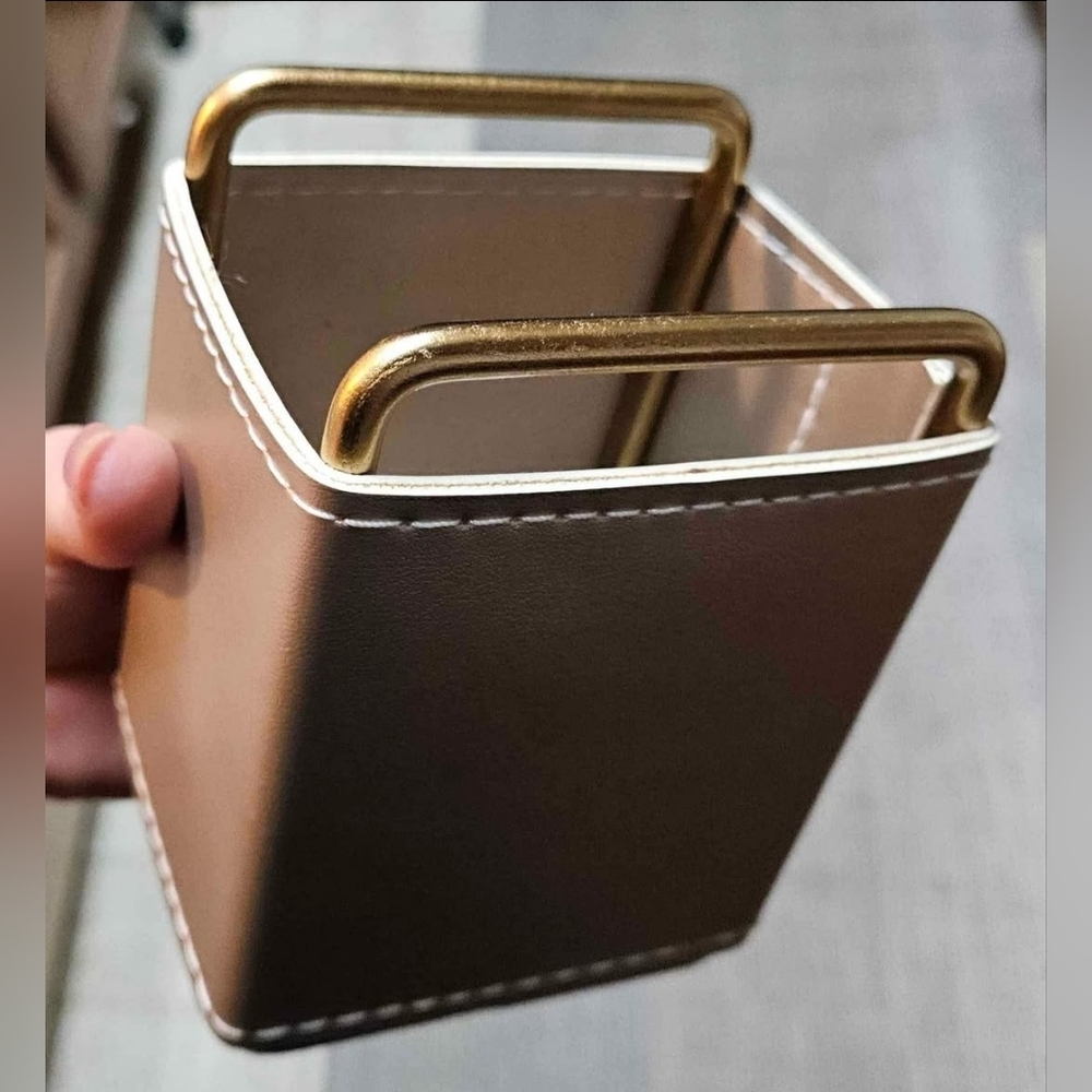 Tan Leather Pencil Makeup Desk Display Office Gold Metal